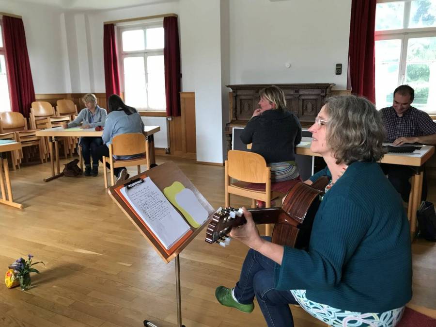 rita_spielt.jpg rita_spielt.jpg
